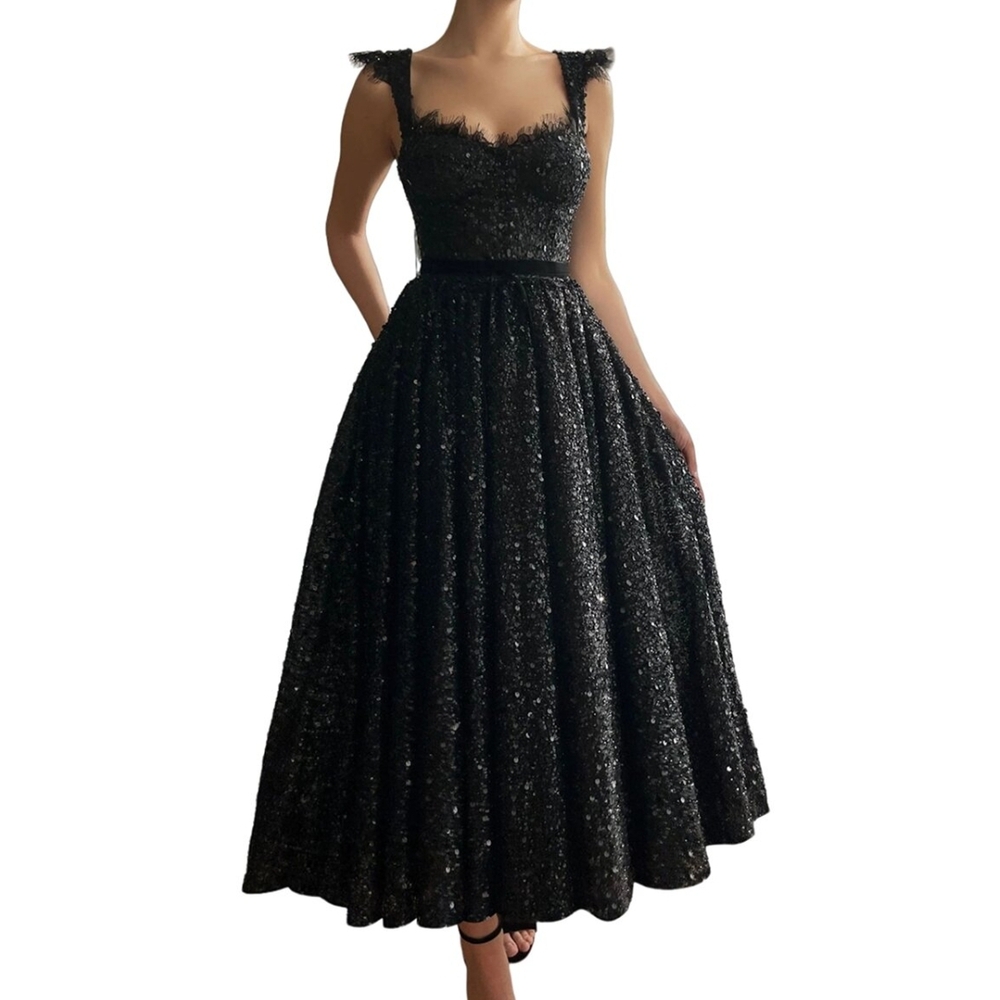 Black Sweetheart Neckline Fit and Flare Midi Dress